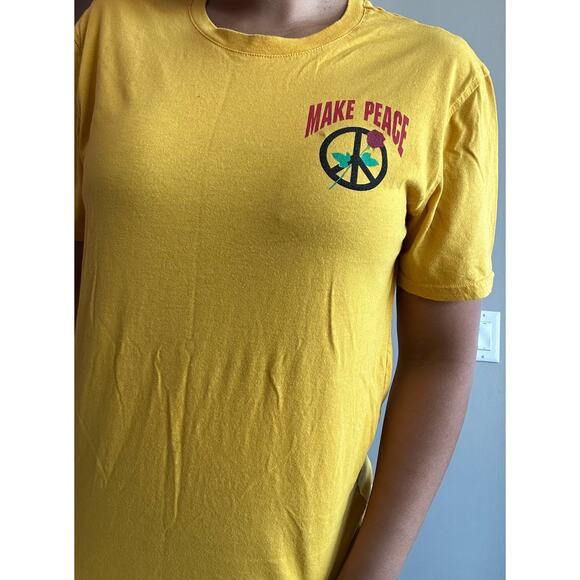 Women's Graphic Tee Shirt Large - Picture 1 of 2